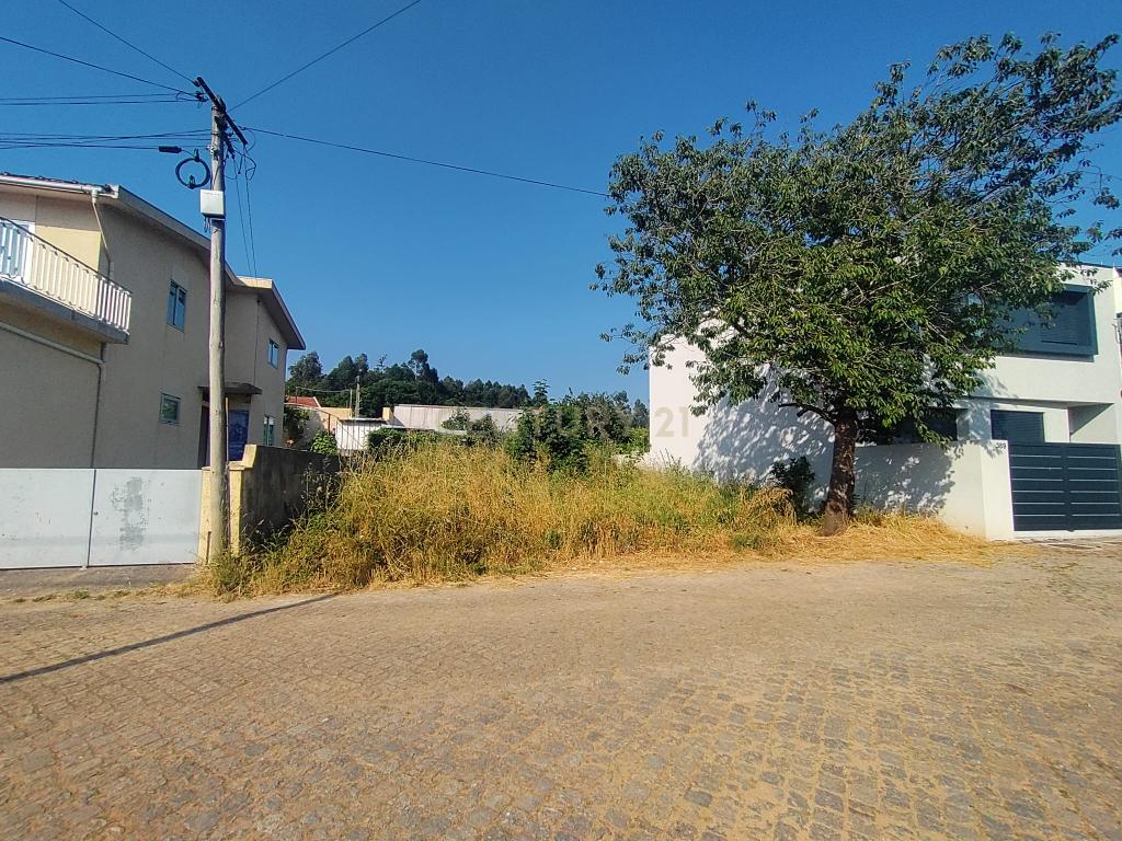 Lote de terreno para construção em zona tranquila e perto do mar em Lavra, Matosinhos - Image 7