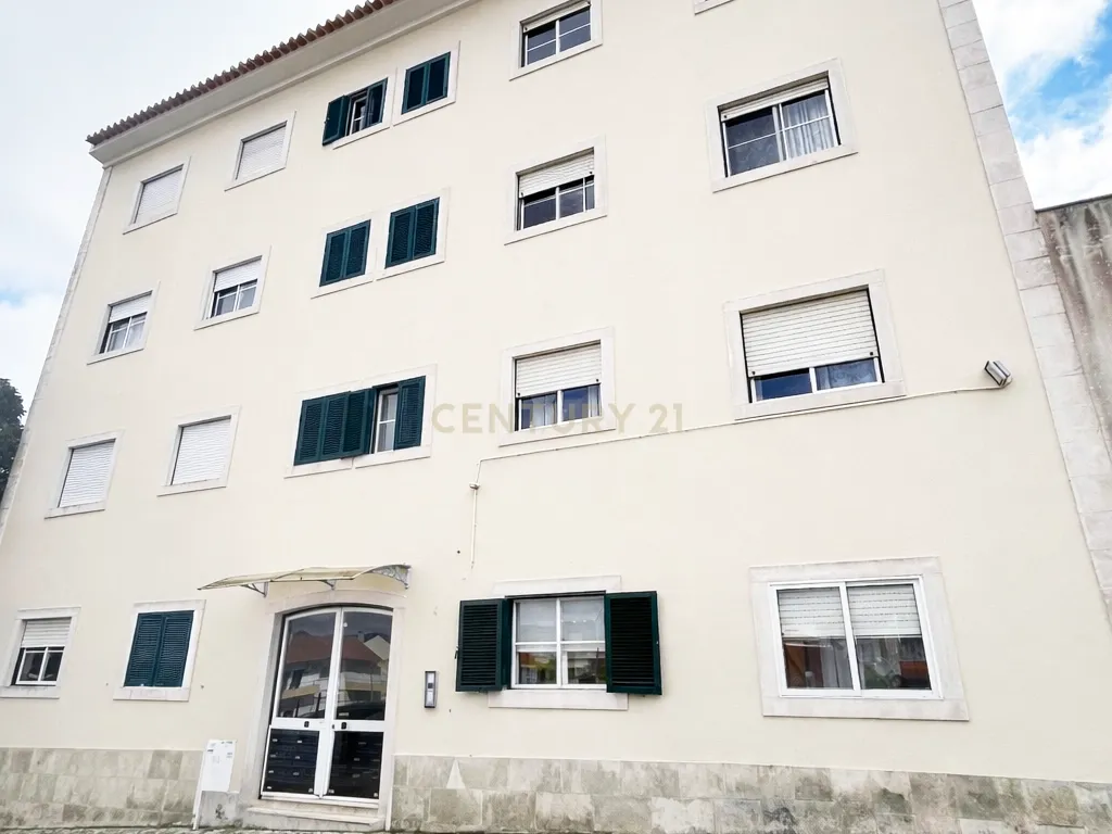 Apartamento T2 em Loures - Condomínio fechado - Image 24