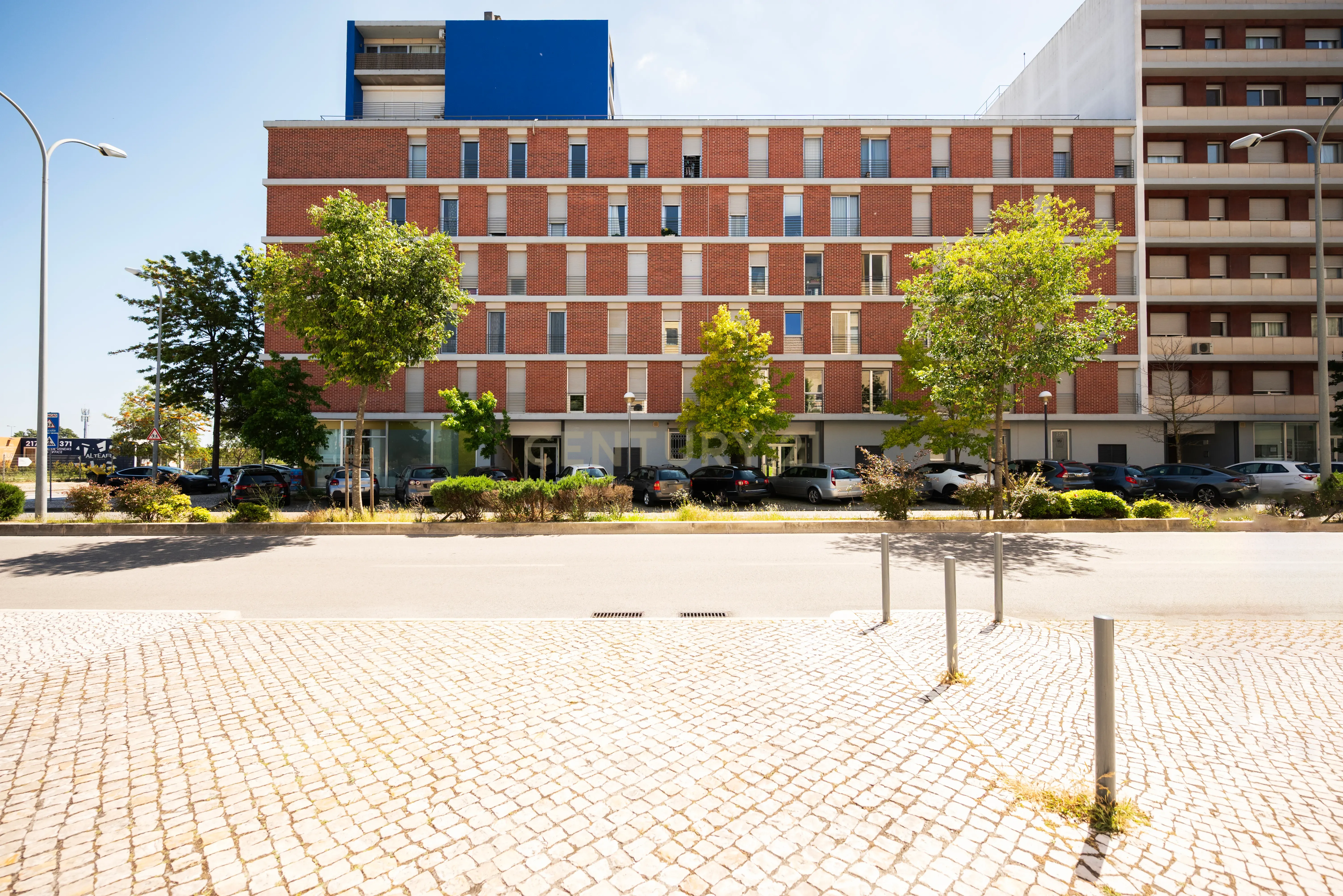 Apartamento T3 Luminoso com Vista Deslumbrante e Localização de Excelência – Parque Oeste / Quinta das Conchas - Image 32