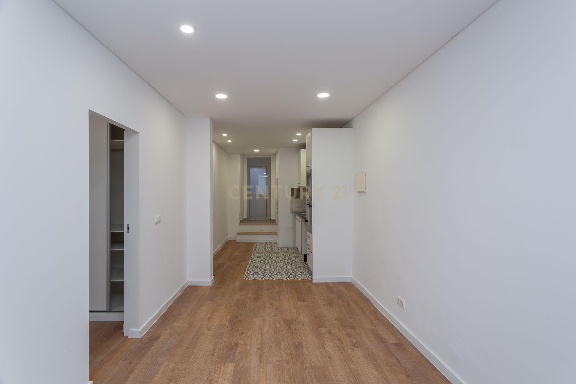 🏡 Apartamento T1+1 na Bica – Viva no coração histórico de Lisboa - Image 6