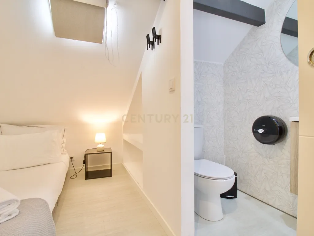 Apartamento Duplex em Alojamento Local - Almada - Image 25
