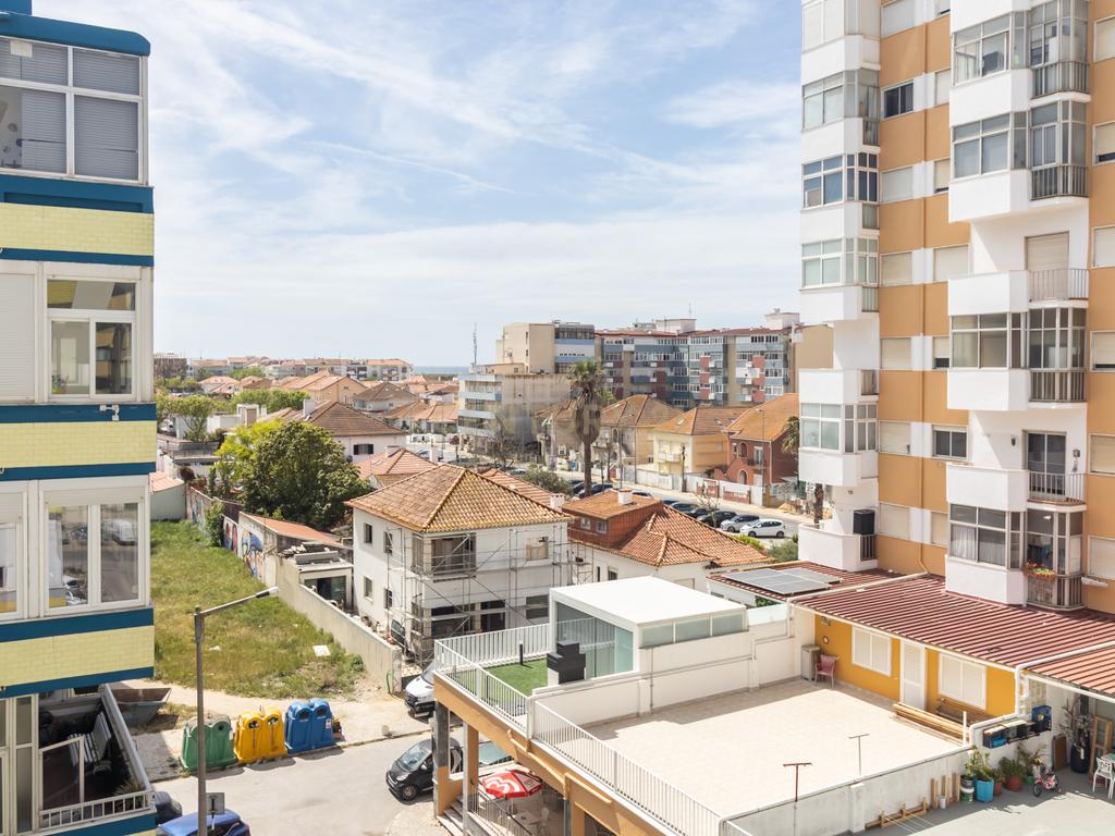 Apartamento T2 para arrendamento no centro da Costa da Caparica - Image 40