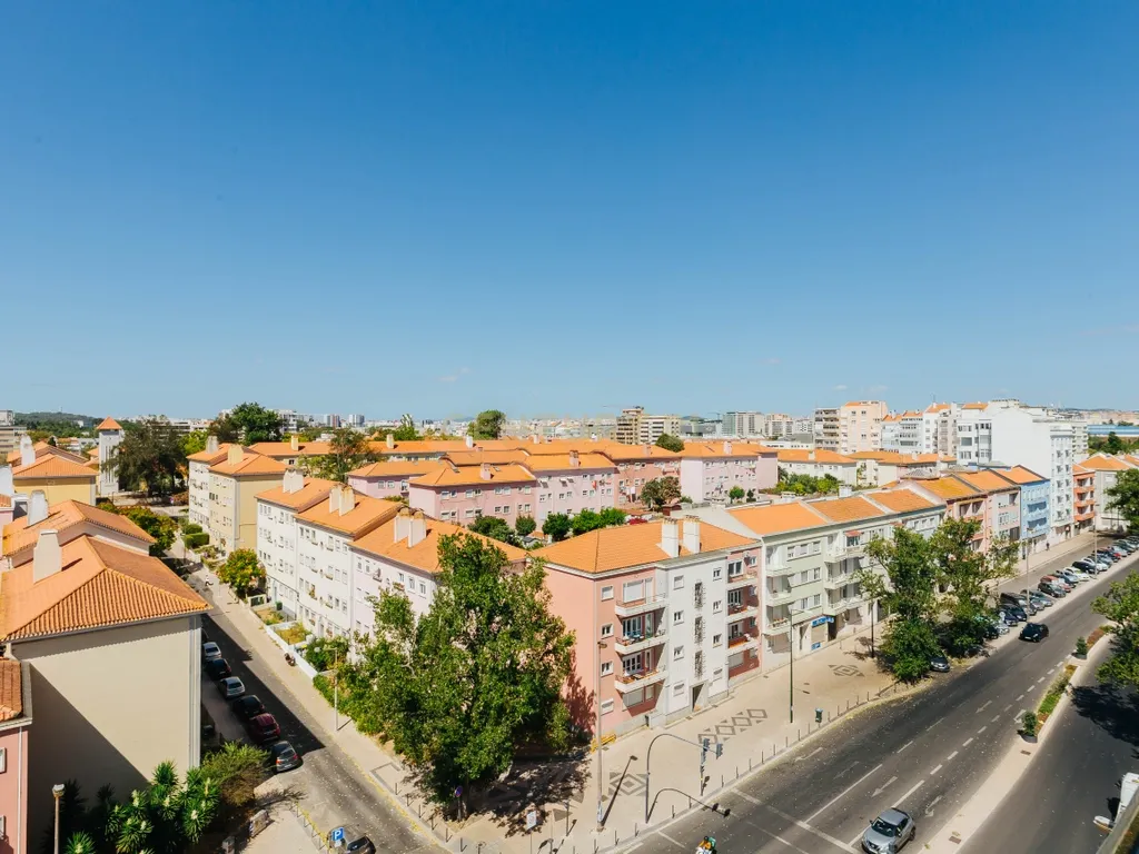 T3 em Alvalade, junto à Av. da Igreja com terraço - Image 32