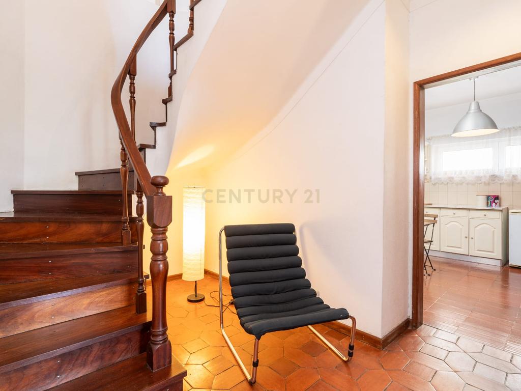 T3 Duplex com 2 Terraços, na Av. Elísio de Moura, em Coimbra - Image 10