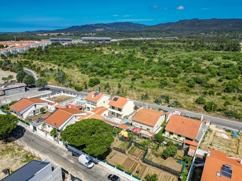Moradia T4 Isolada Duplex com Box em Adroana, Alcabideche - Image 54