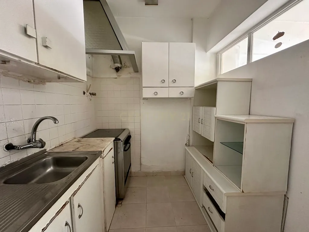 Apartamento T1 em Paço de Arcos - junto à praia e Escola Superior Náutica Infante D. Henrique - Image 16