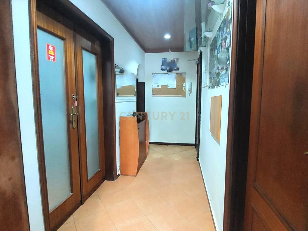 Apartamento T3 em Almada - Image 22