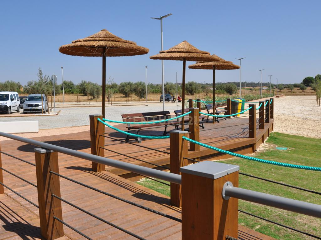 Casa em Évora com terreno a 500m da praia - Image 21