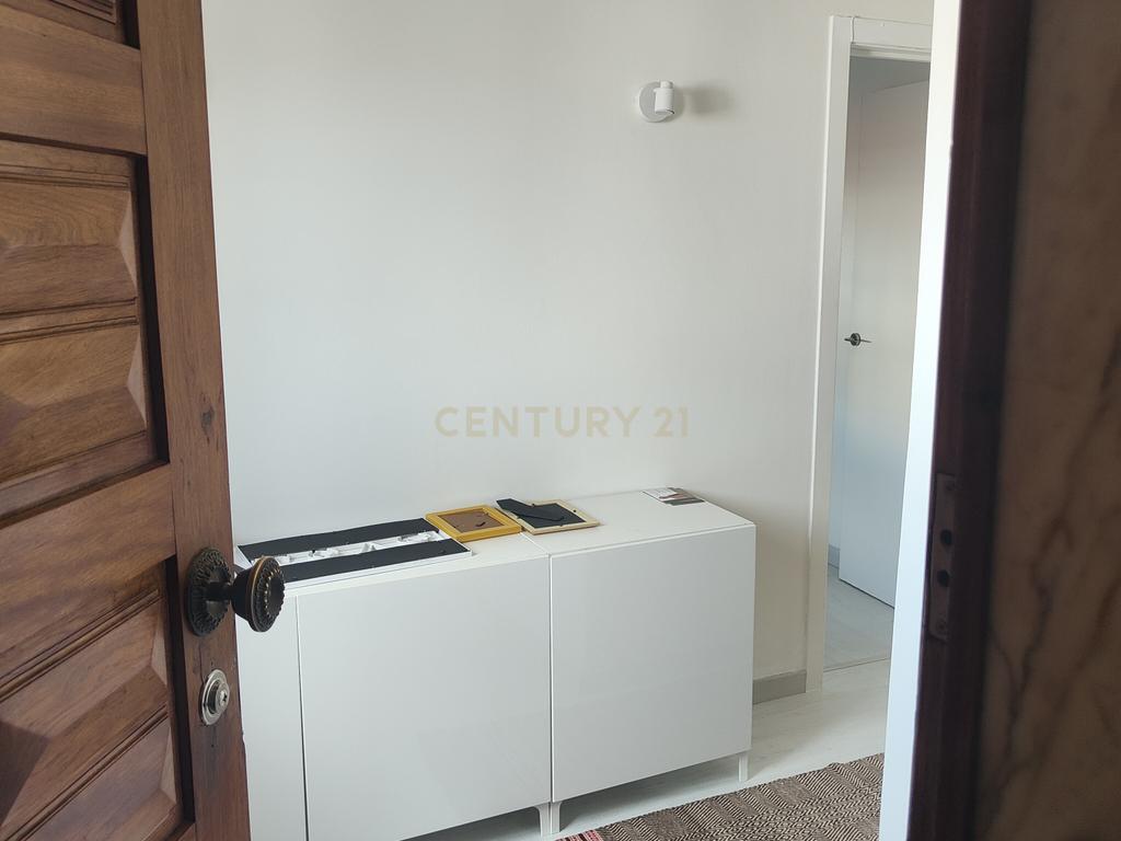 T1 Remodelado no Laranjeiro – Último Andar  - Image 7