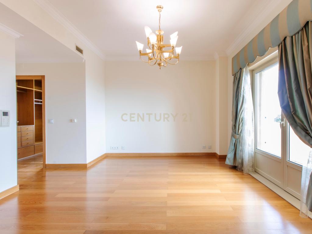 Exclusiva Moradia de Luxo em Alfragide - Image 35