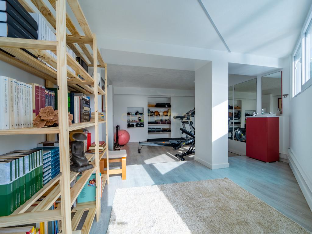 Propriedade com três habitações, piscina aquecida e sauna, num terreno de 10.000 m² - Image 102
