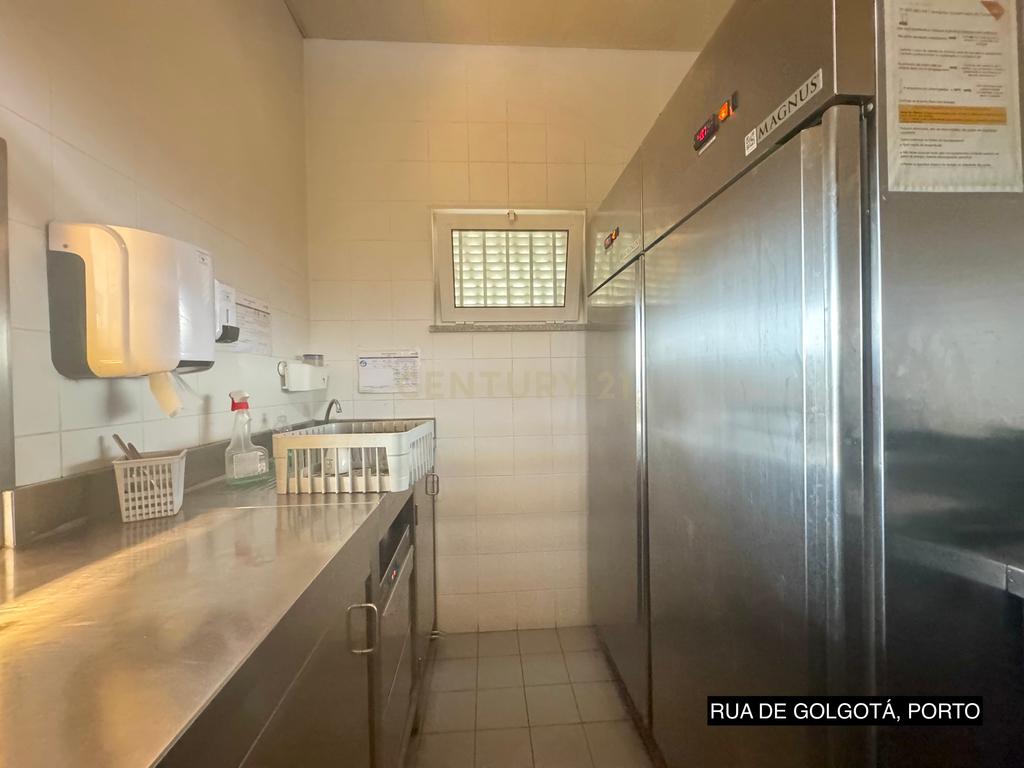 Oportunidade Única de Investimento em 3 Postos de Combustível – Porto e Vila Nova de Gaia - Image 34