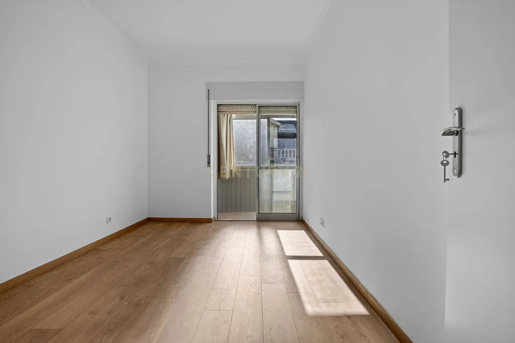 Fotografia 11 de T1 Renovado em Campo de Ourique, Lisboa