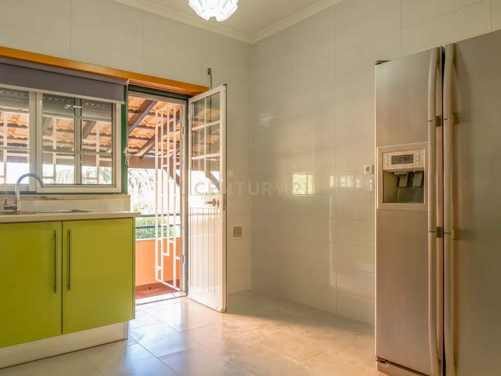 Apartamento T2 com Terraço - Pinhal Novo - Image 21