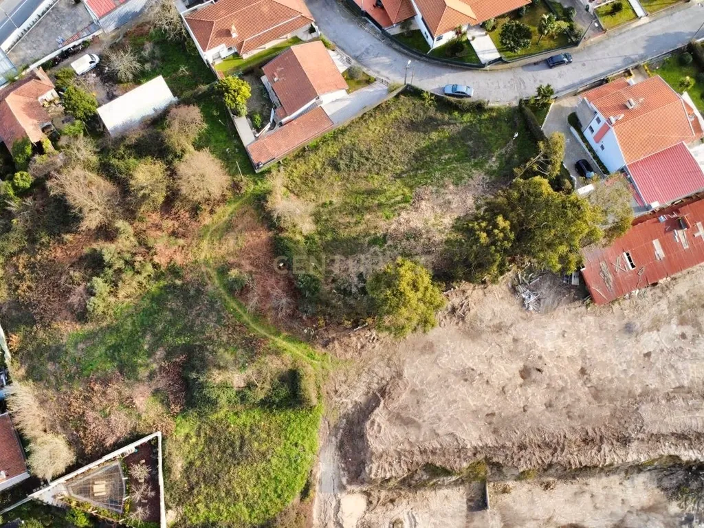 Terreno Urbanizável em Paços de Ferreira - Image 3