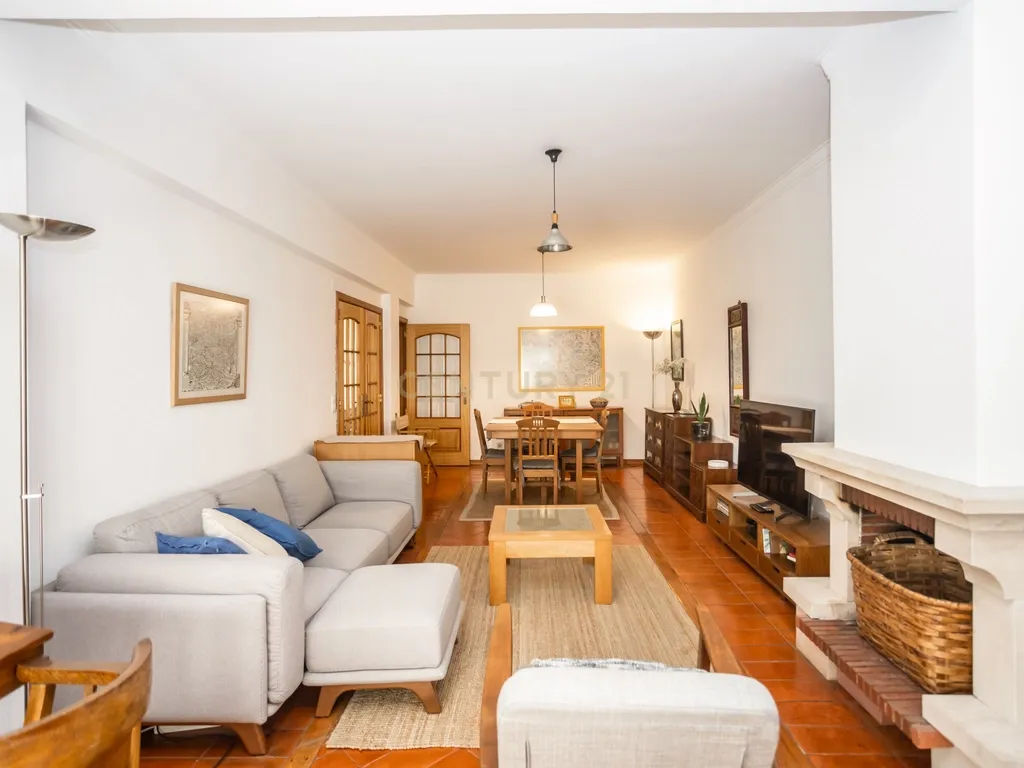 Apartamento T3 com elevador em Palmela - Image 9