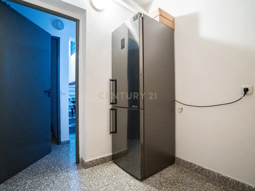 Moradia Contemporânea T4 em Santo António da Charneca - Barreiro - Image 27