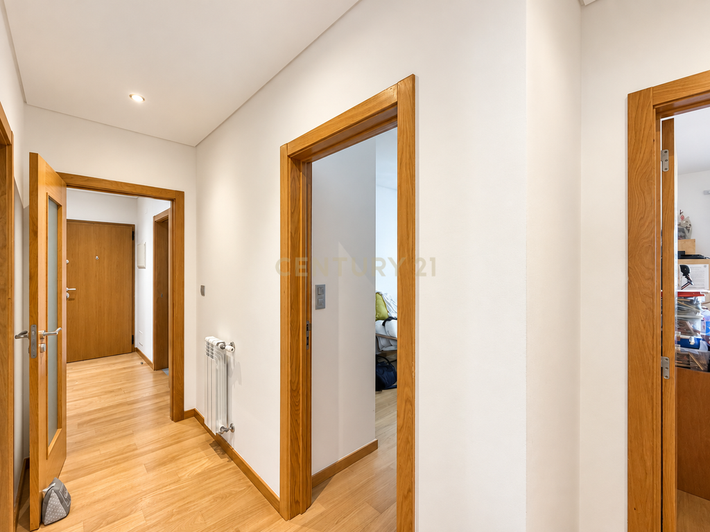 T3 na Quinta da Parreirinha | 155 m² | 2 Estacionamentos + Arrecadação - Image 29