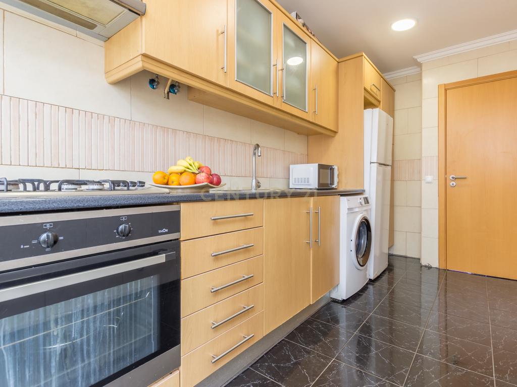 Apartamento T3 Av. Bocage no Barreiro - Image 5