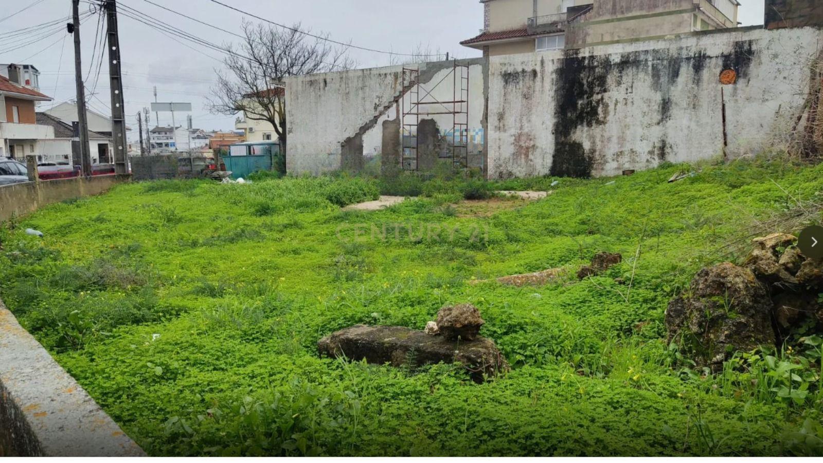 Fotografia 6 de Terreno Urbano no Bairro da Fraternidade - S. João da Talha
