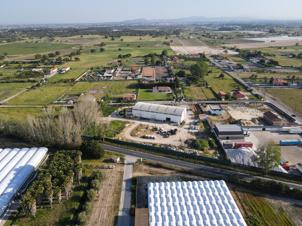 Moradia/Armazém em lote de 10280m2 em Alcochete - Image 76
