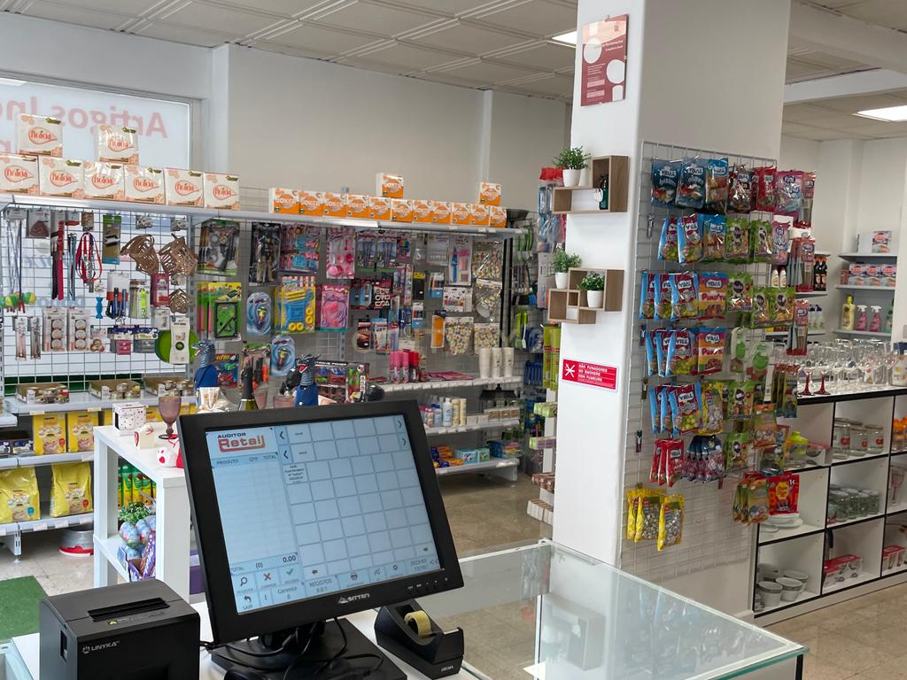 Benfica, Espaço Comercial com 50+120m2 de cave - Image 20