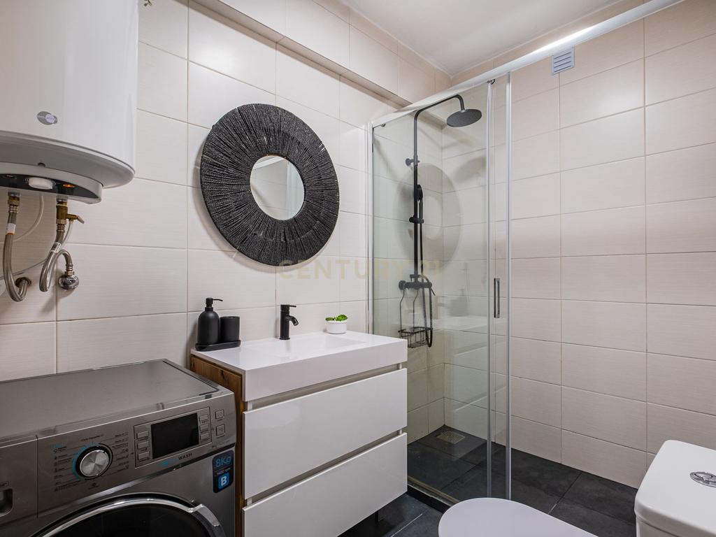 OPORTUNIDADE! - Apartamento T0 Junto à Praia – Ideal para Férias ou Investimento - Image 13
