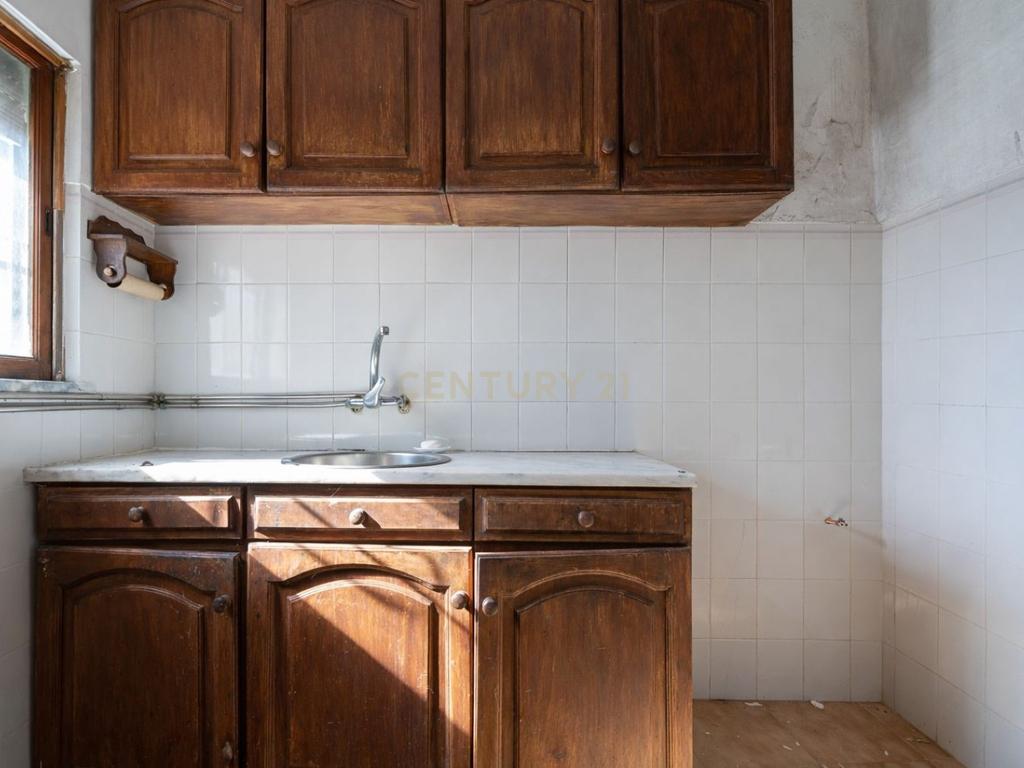Excelente oportunidade de investimento no centro de São Martinho do Bispo, Coimbra. As referências C0289-01959 (moradia e terreno) e C0289-01957 (terreno) são vendidas em conjunto. - Image 7