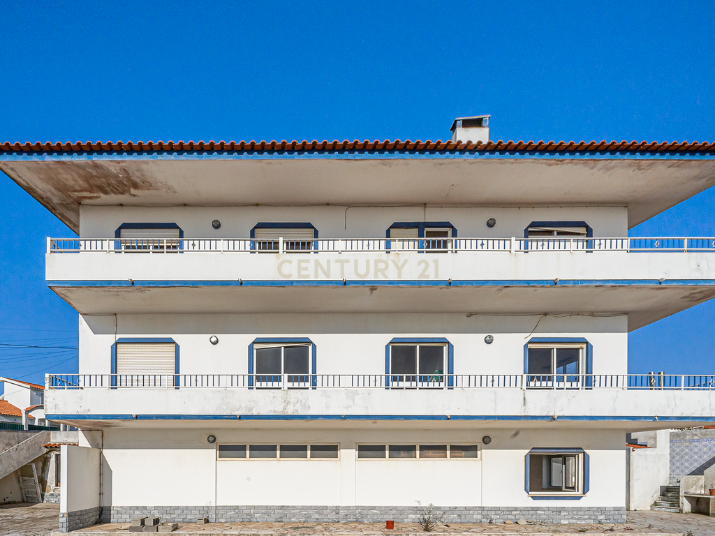 Moradia com Vista Panorâmica para o Mar – Ribamar / Ericeira - Image 8