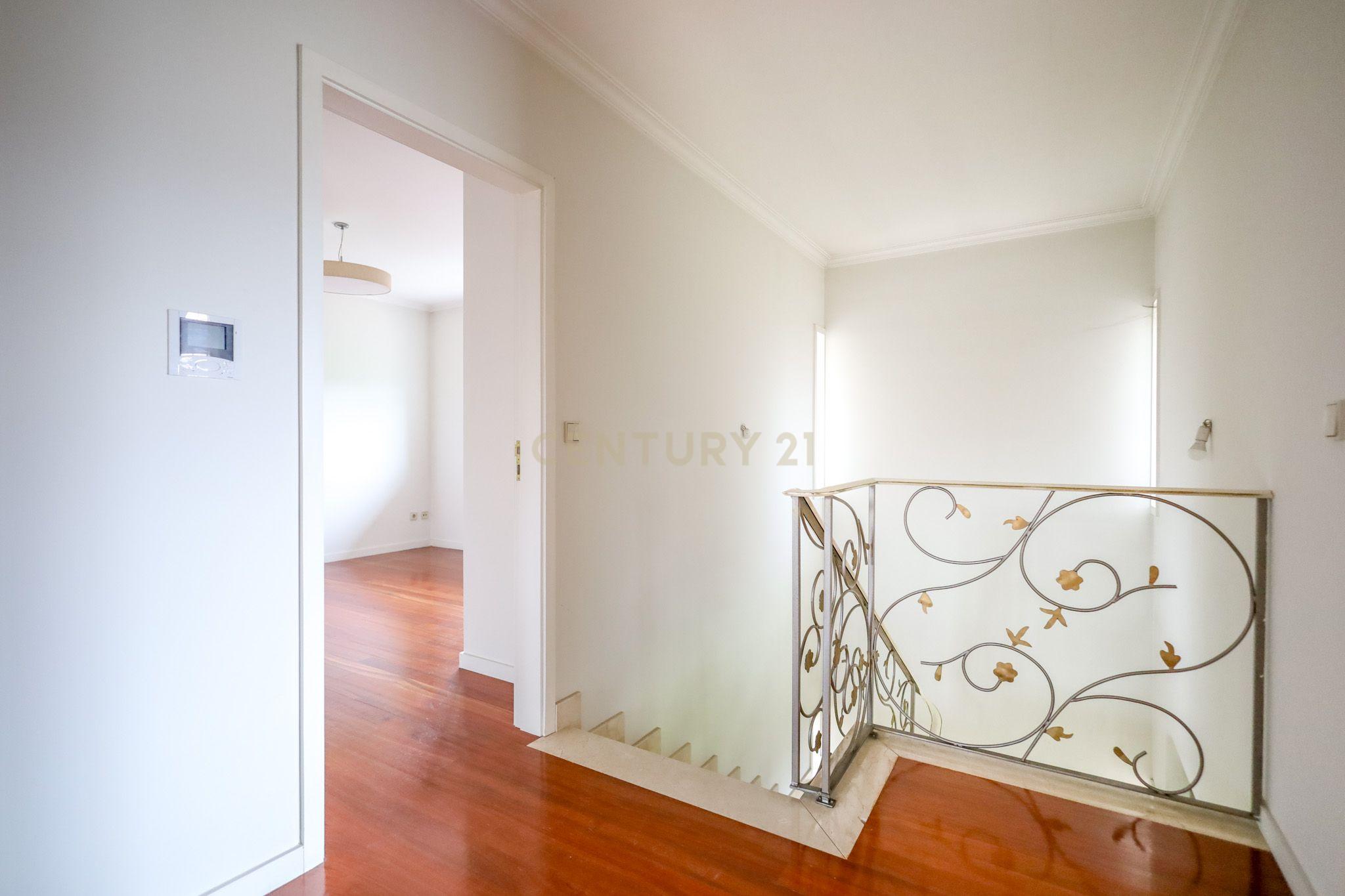 Moradia T4 à venda em Sande (São Martinho), Guimarães — foto 11