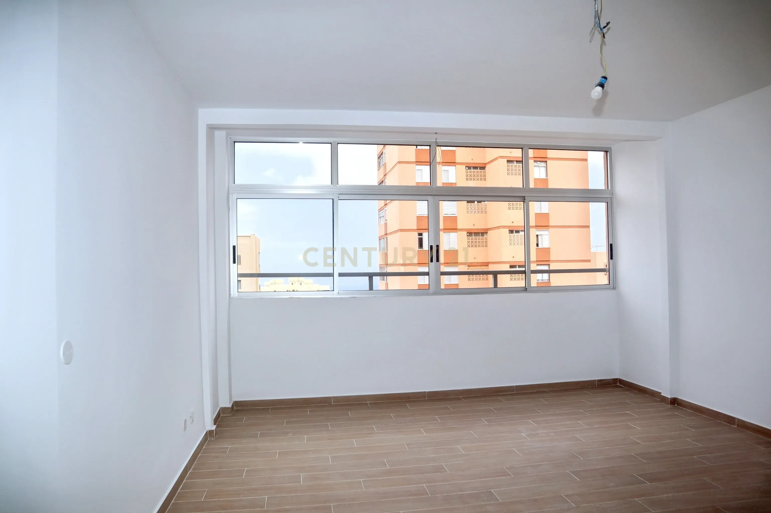Apartamento Renovado com Vista na Santa Cruz de Tenerife - Image 4
