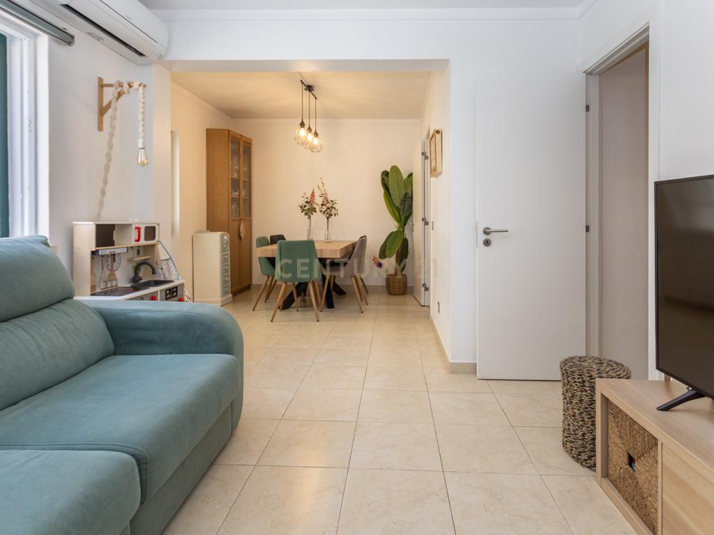Moradia T3 Renovada com Painéis Solares, Ar Condicionado e 2 Logradouros | Manteigadas - Setúbal - Image 14