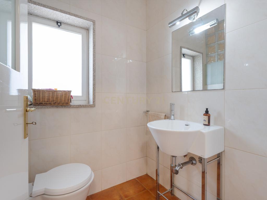 Moradia T6 de Charme com Piscina,  na Trofa (São Romão do Coronado) - Image 11
