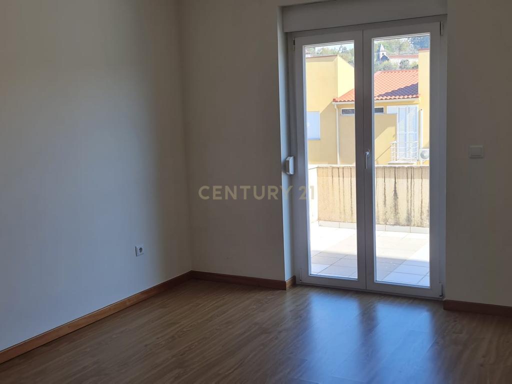 Apartamento T3 Fonte Arcada, Povoa de Lanhoso | ZTRE-01592 - Image 8