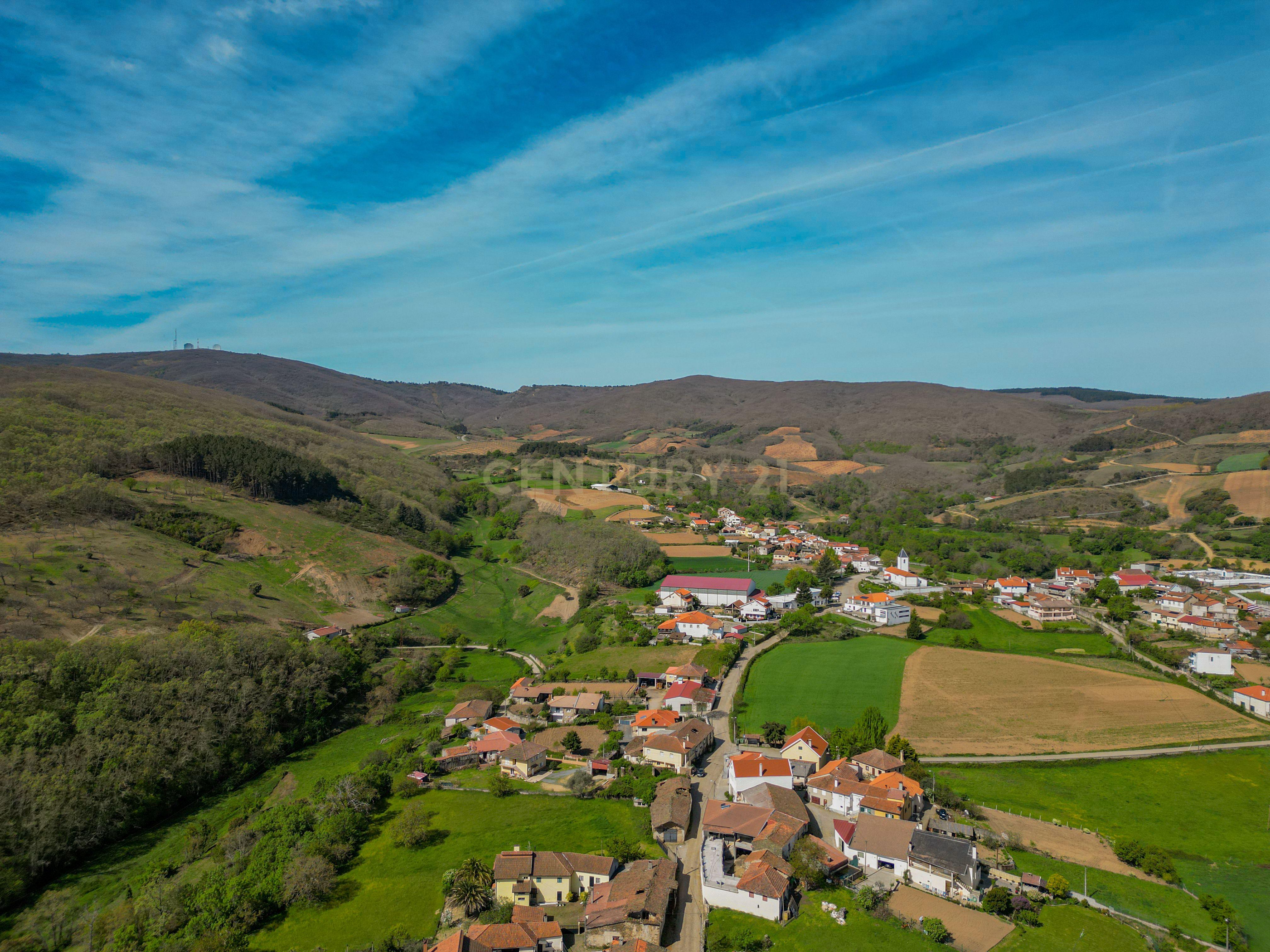 Fotografia 7 de Terreno Urbano em Rebordãos, Bragança