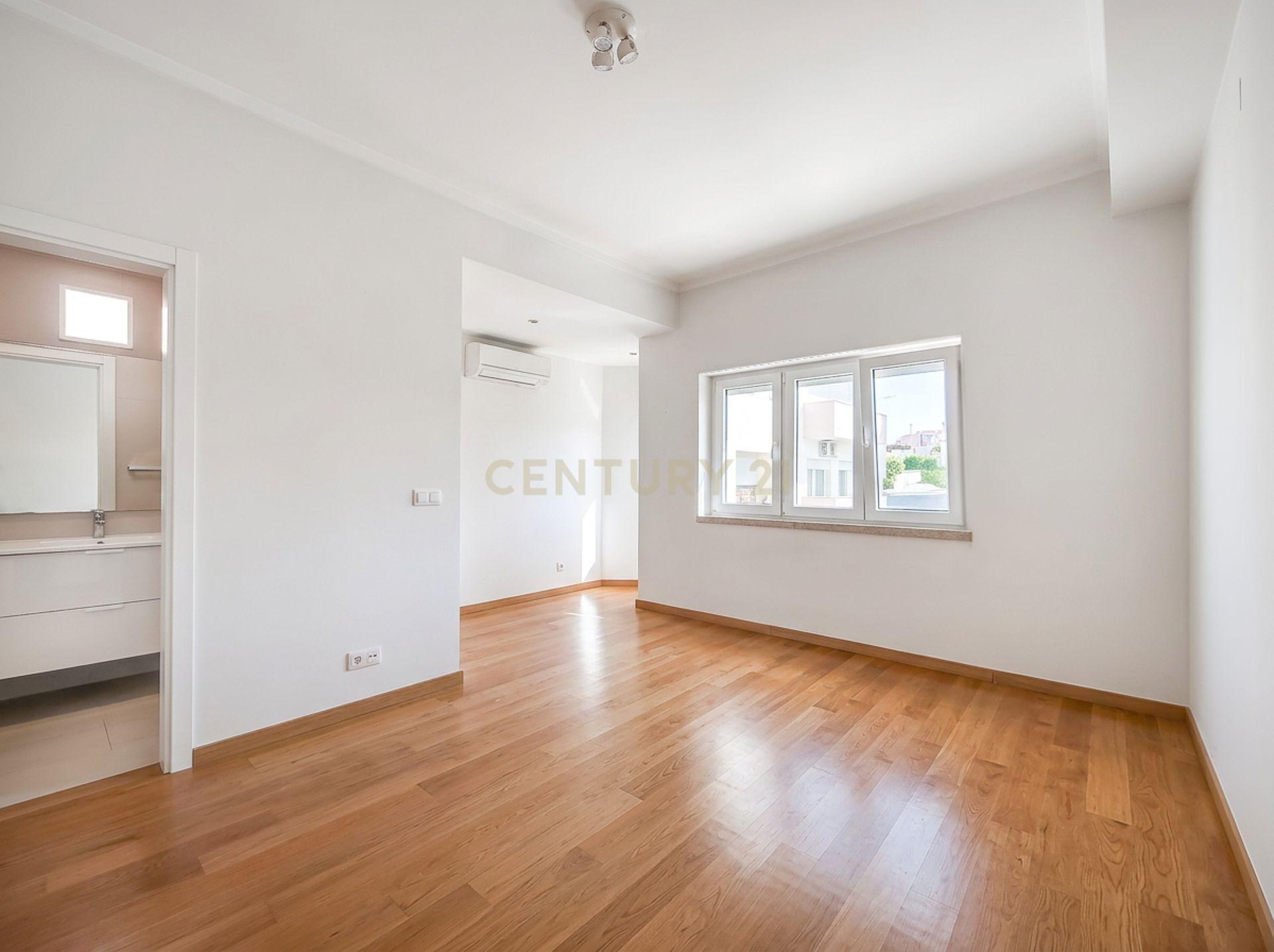 Fotografia 11 de Apartamento de luxo nas Avenidas Novas, Lisboa. Em Venda!