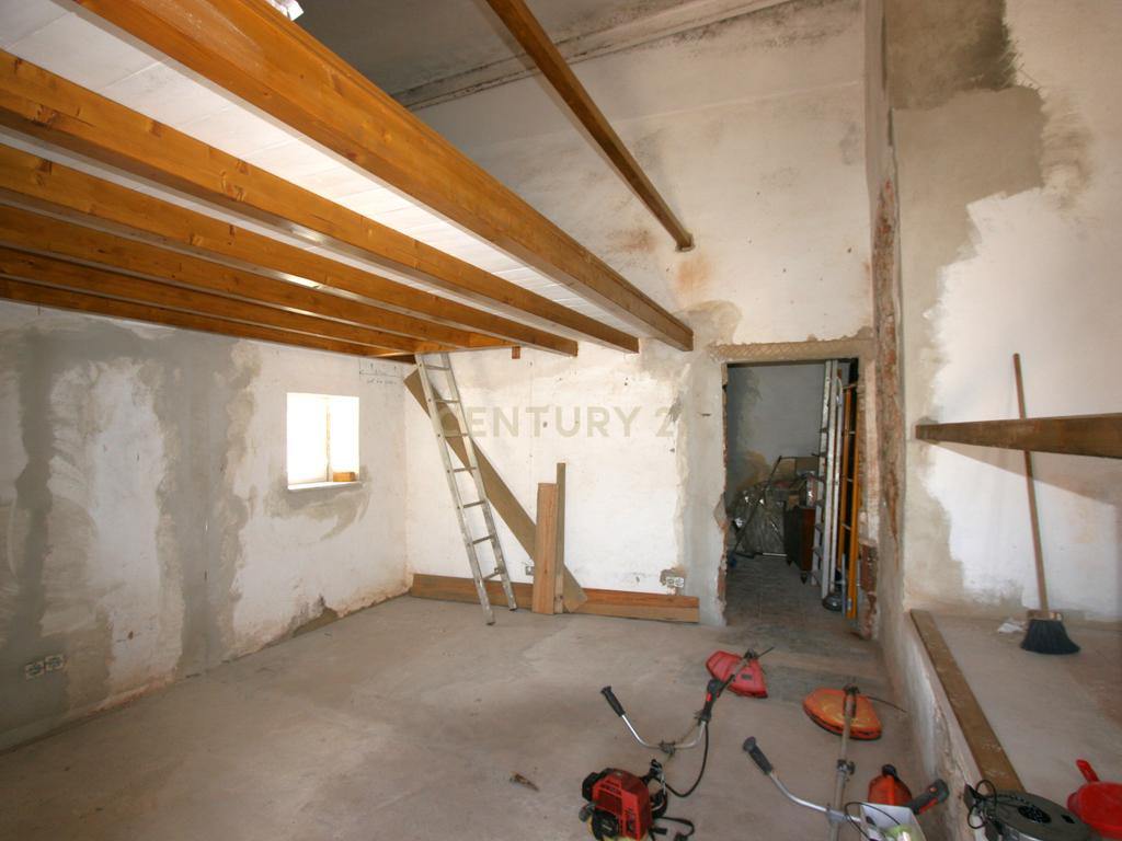Quinta tradicional com moradia, garagem e vários anexos em terreno de 2020 m2, Zebro de Baixo, Silves - Image 6