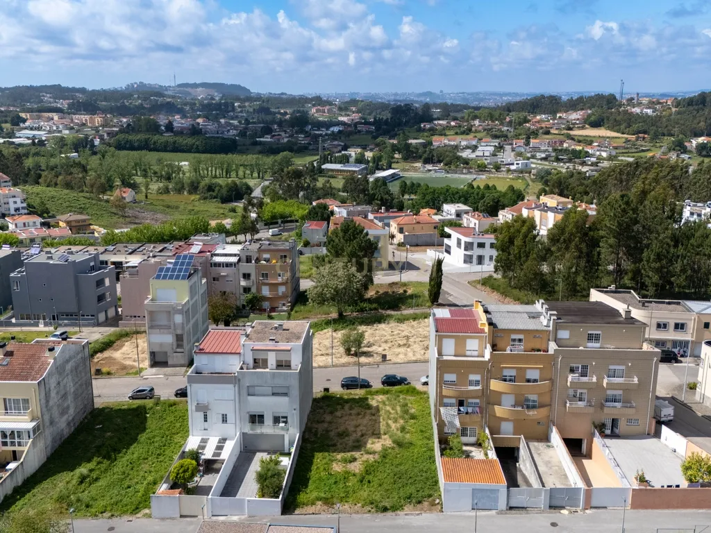 Terreno para construção de Moradia em Vila Nova de Gaia - Image 3