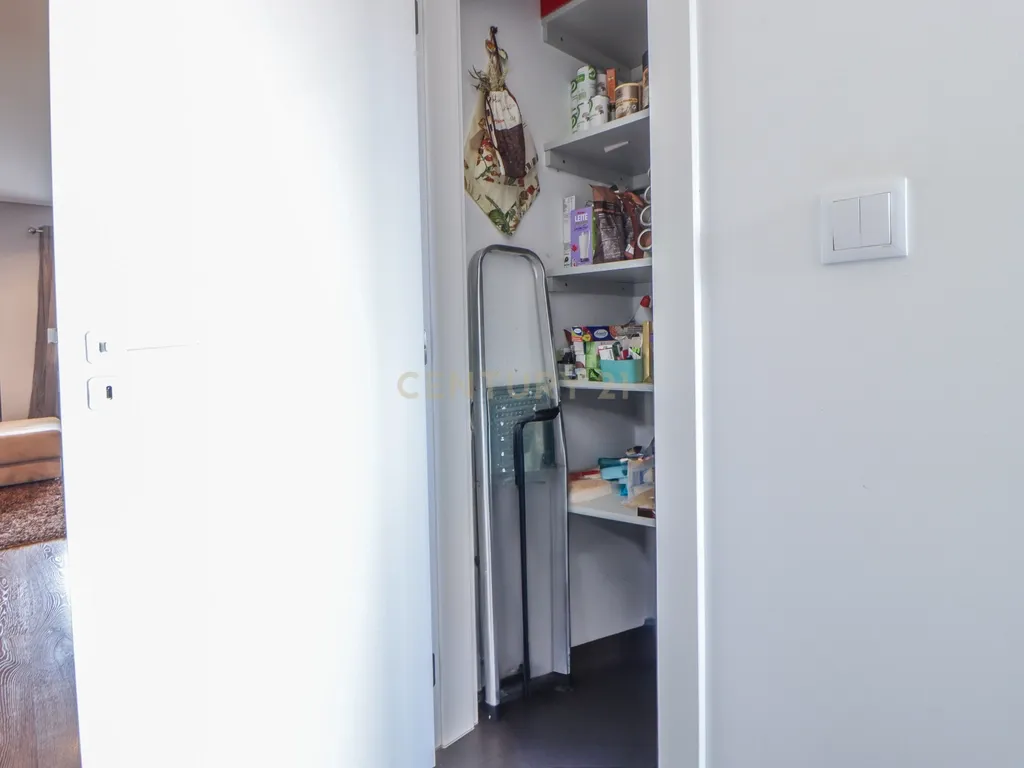 Apartamento duplex T2+2 com terraços - Image 15