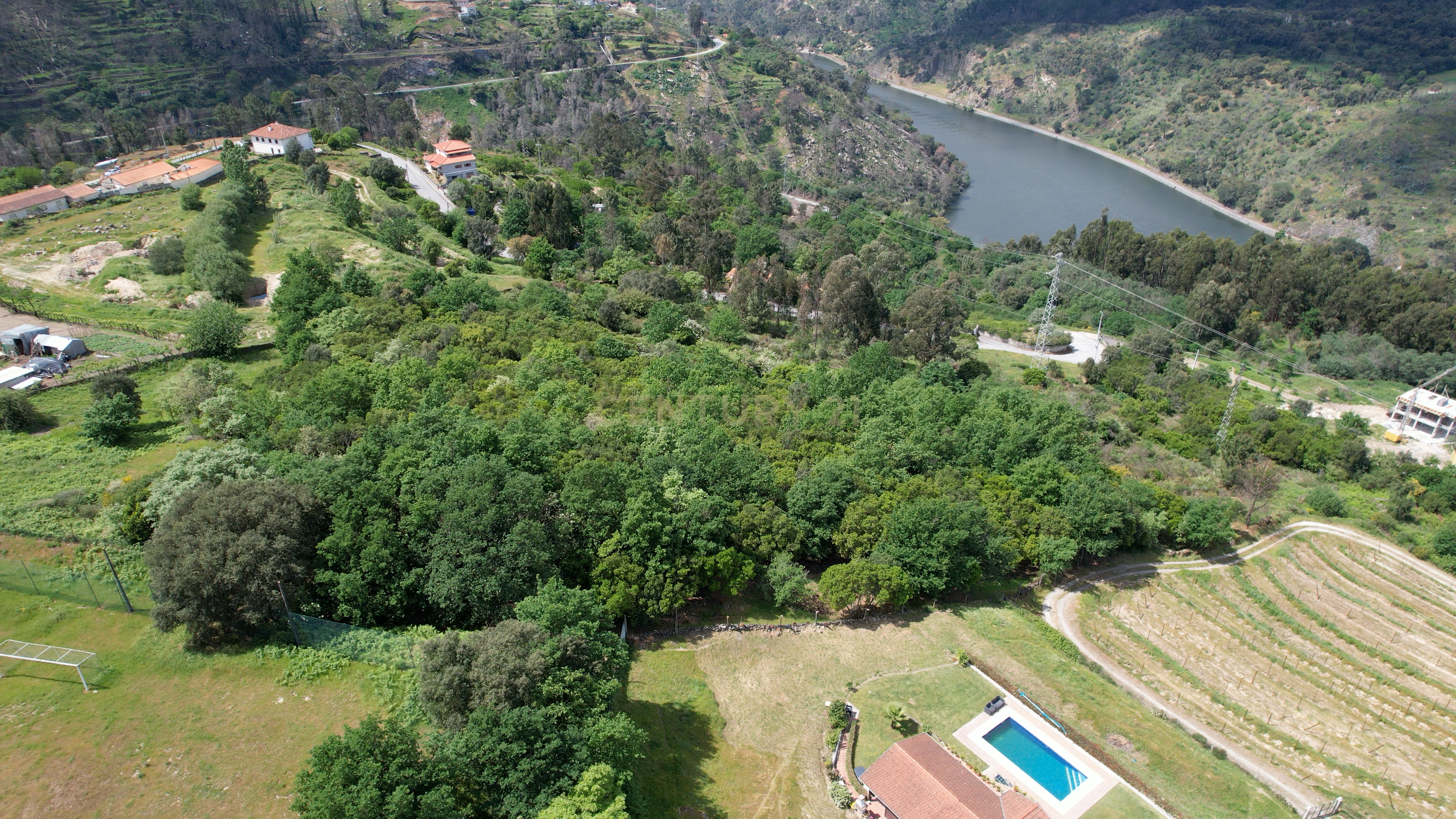 Fotografia 9 de Terreno com PIP Aprovado | 22.523 m² | Resende – Viseu