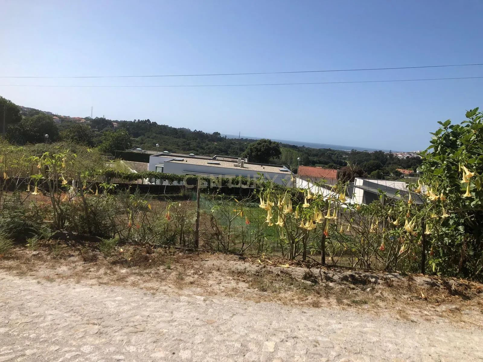 Fotografia 6 de Terreno Urbano em Âncora-219m² de Construção com Vista Mar