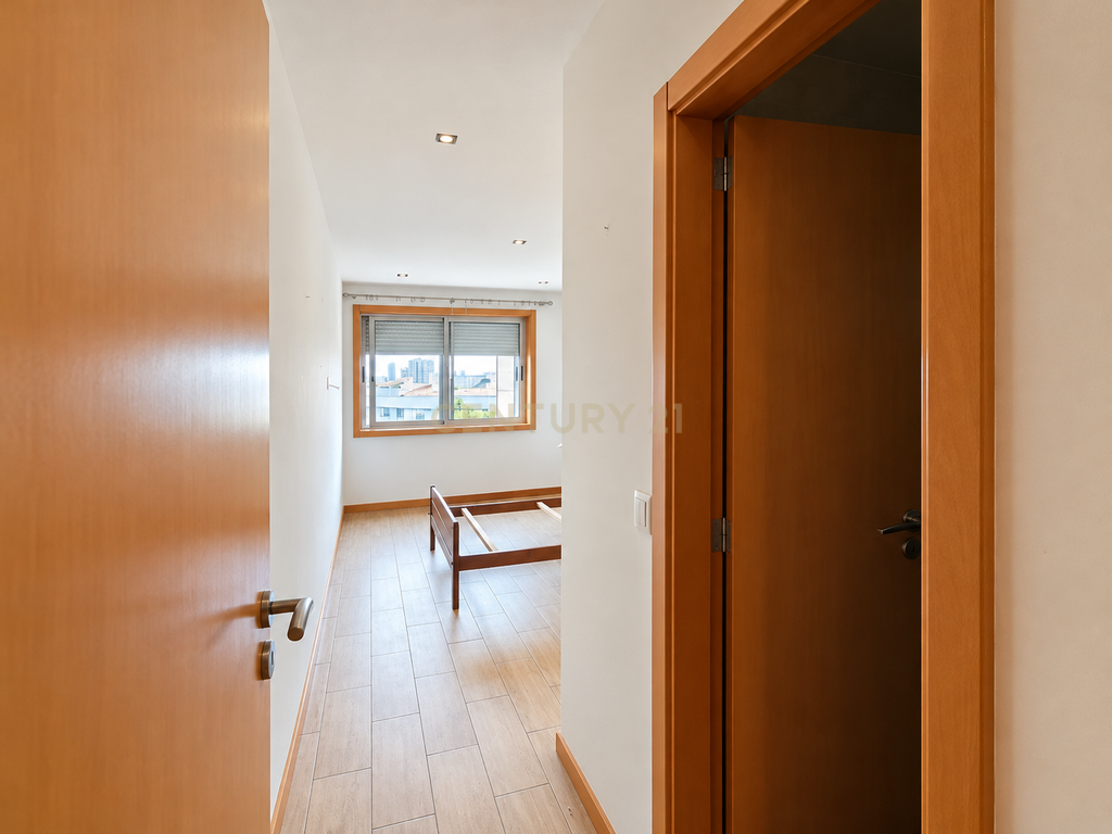 Harmonioso apartamento T3, com vistas desafogadas em Vila Nova de Gaia! - Image 7