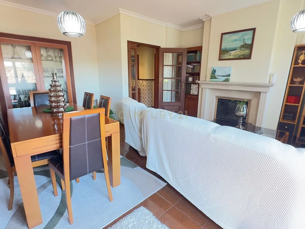 Apartamento T3 em Oiã - Image 10