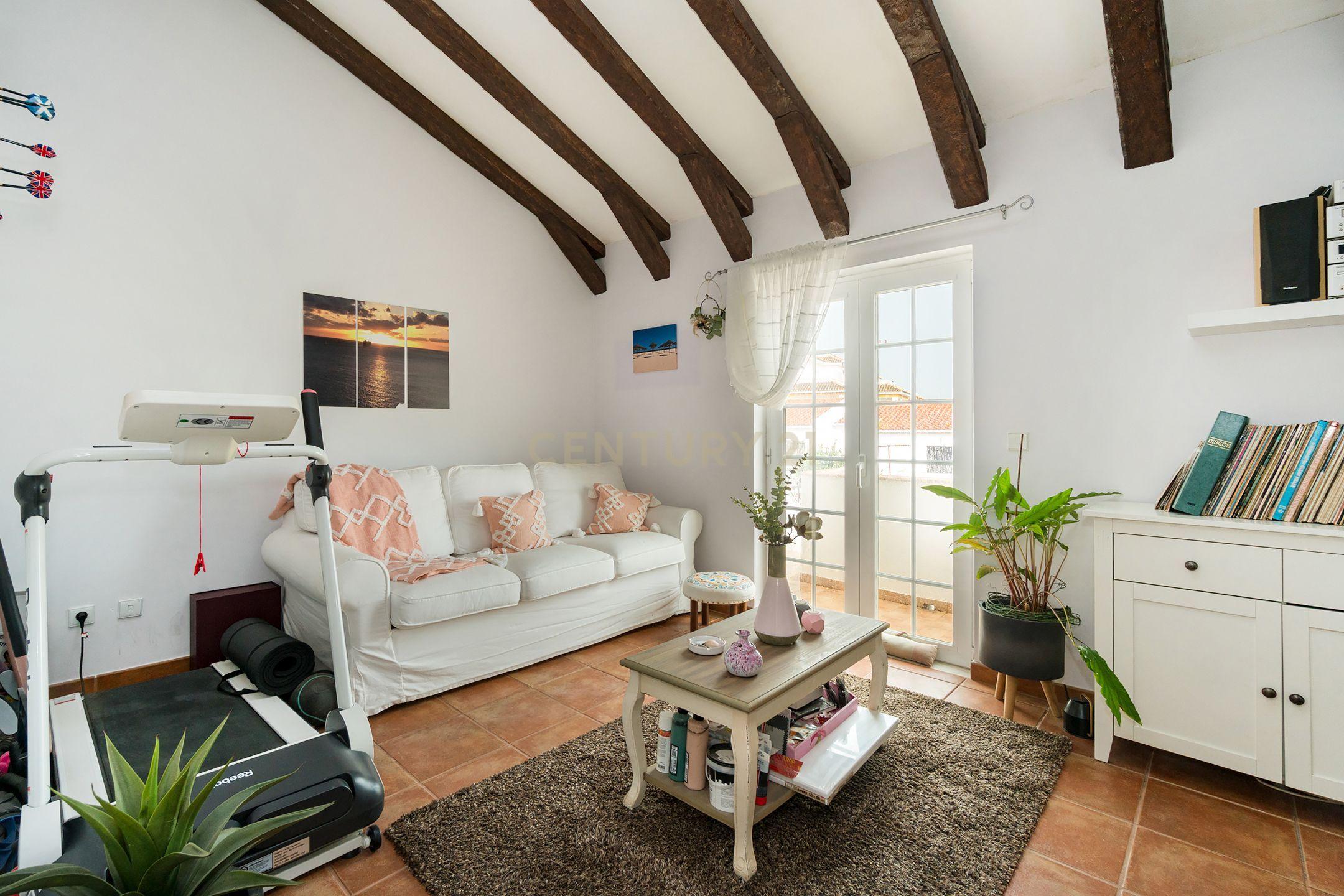 Casa Moderna em Altura com Jardim e Terraço - Image 9