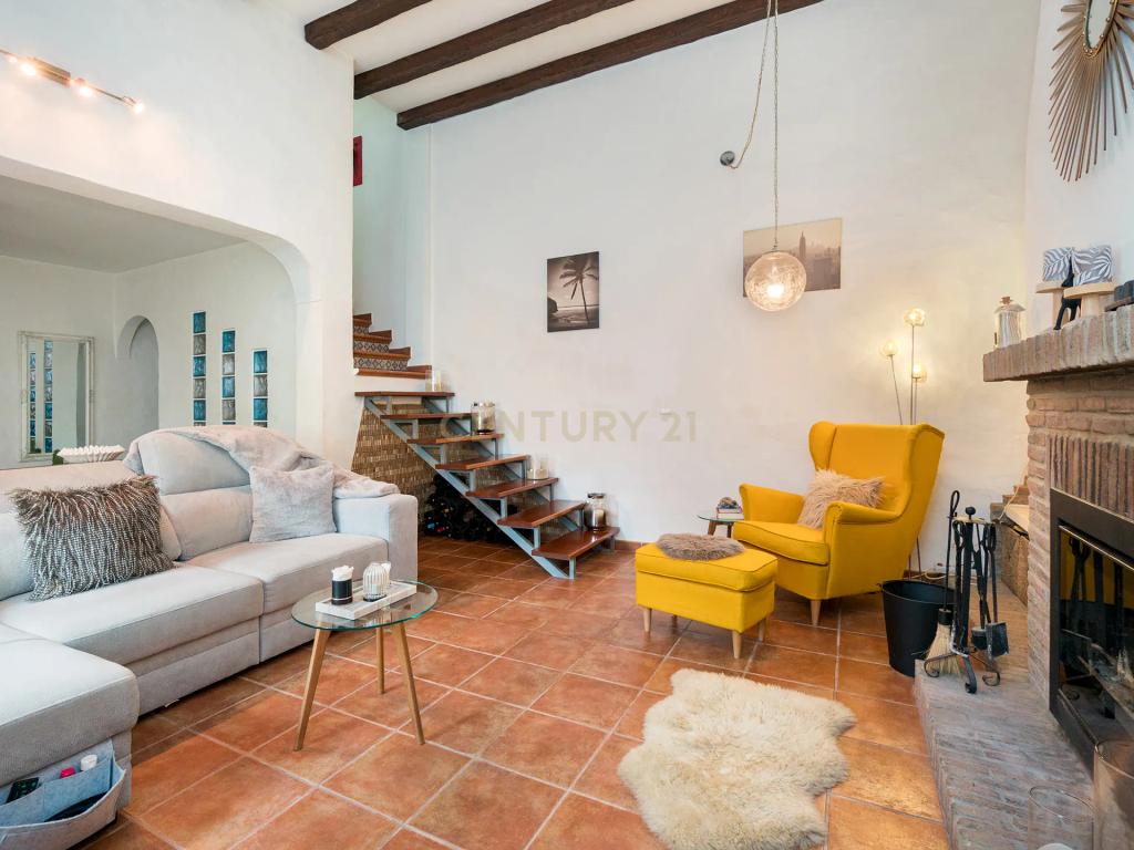 Casa Moderna em Altura com Jardim e Terraço - Image 8