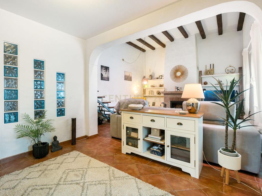 Casa Moderna em Altura com Jardim e Terraço - Image 10