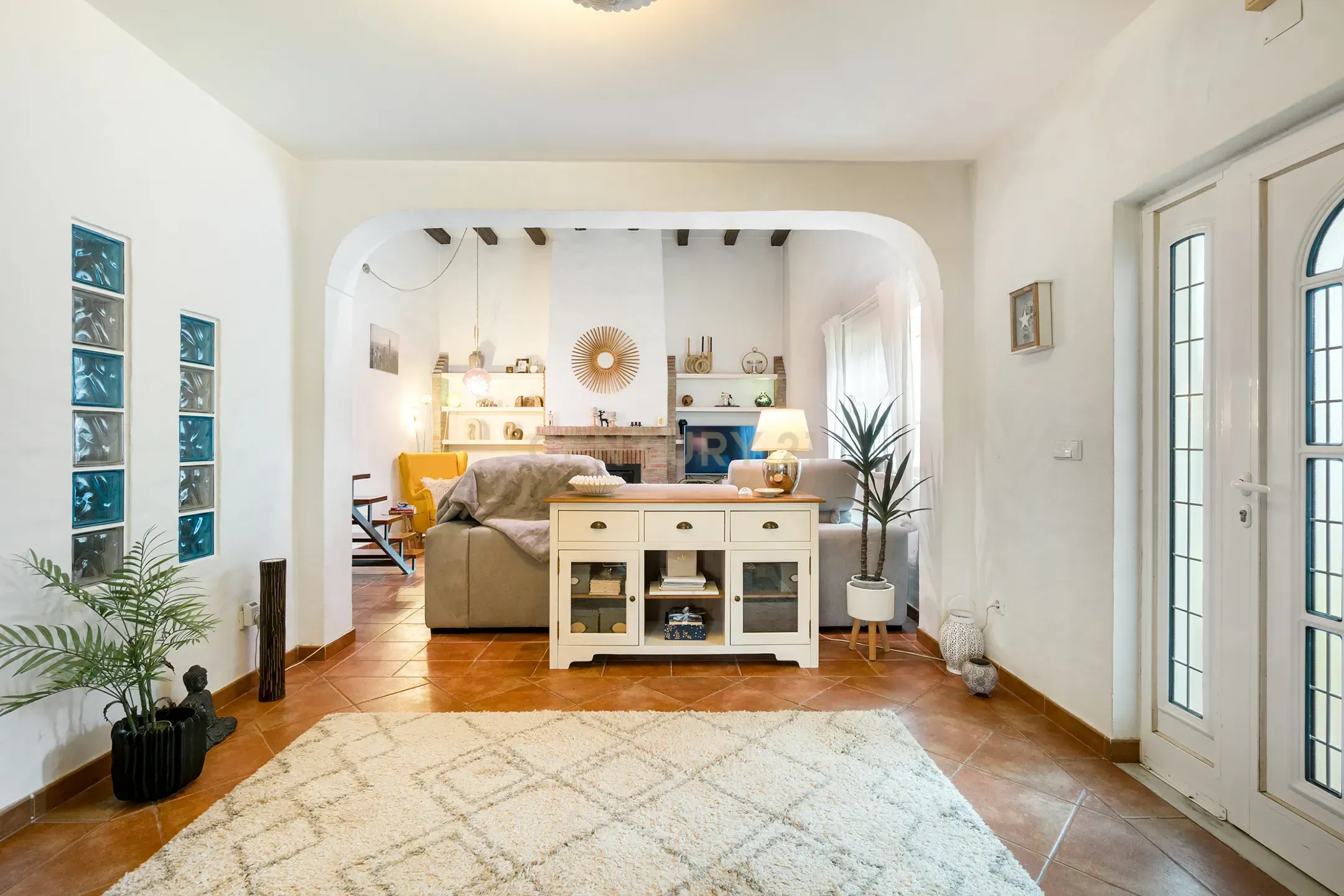 Casa Moderna em Altura com Jardim e Terraço - Image 2
