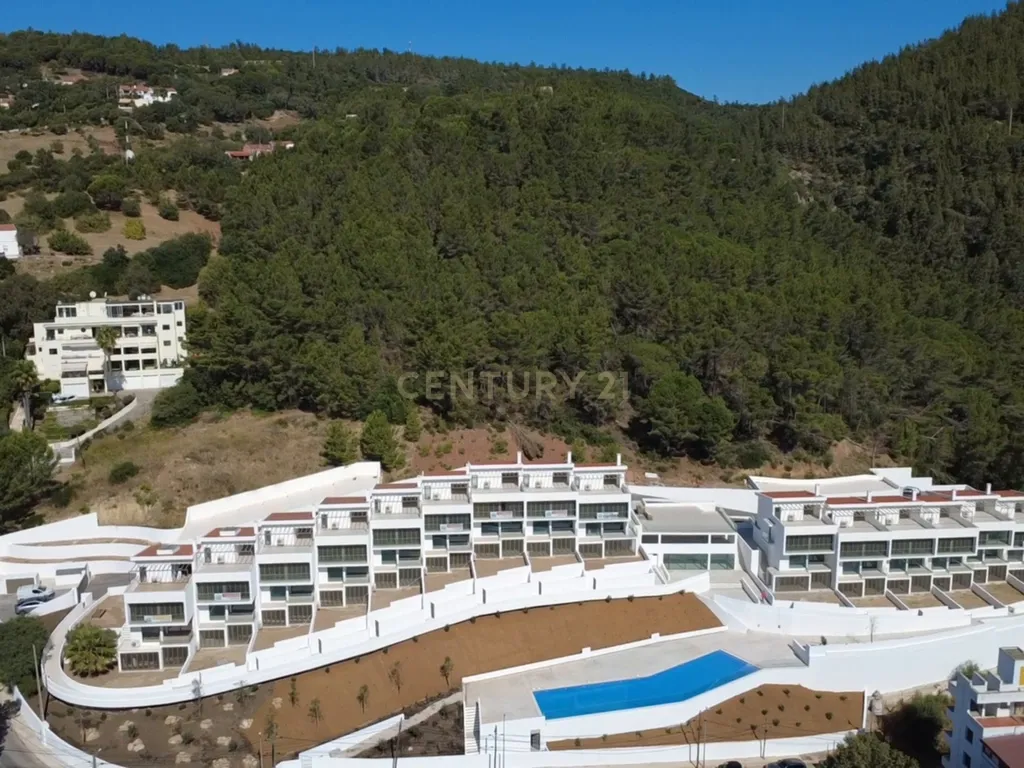 Condomínio Villas d’Ouro – Exclusividade e Conforto no Coração de Sesimbra - Image 83
