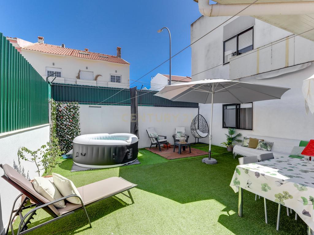 Apartamento T3 com Terraço Privativo e Jacuzzi – Alto da Brandoa            - Image 22