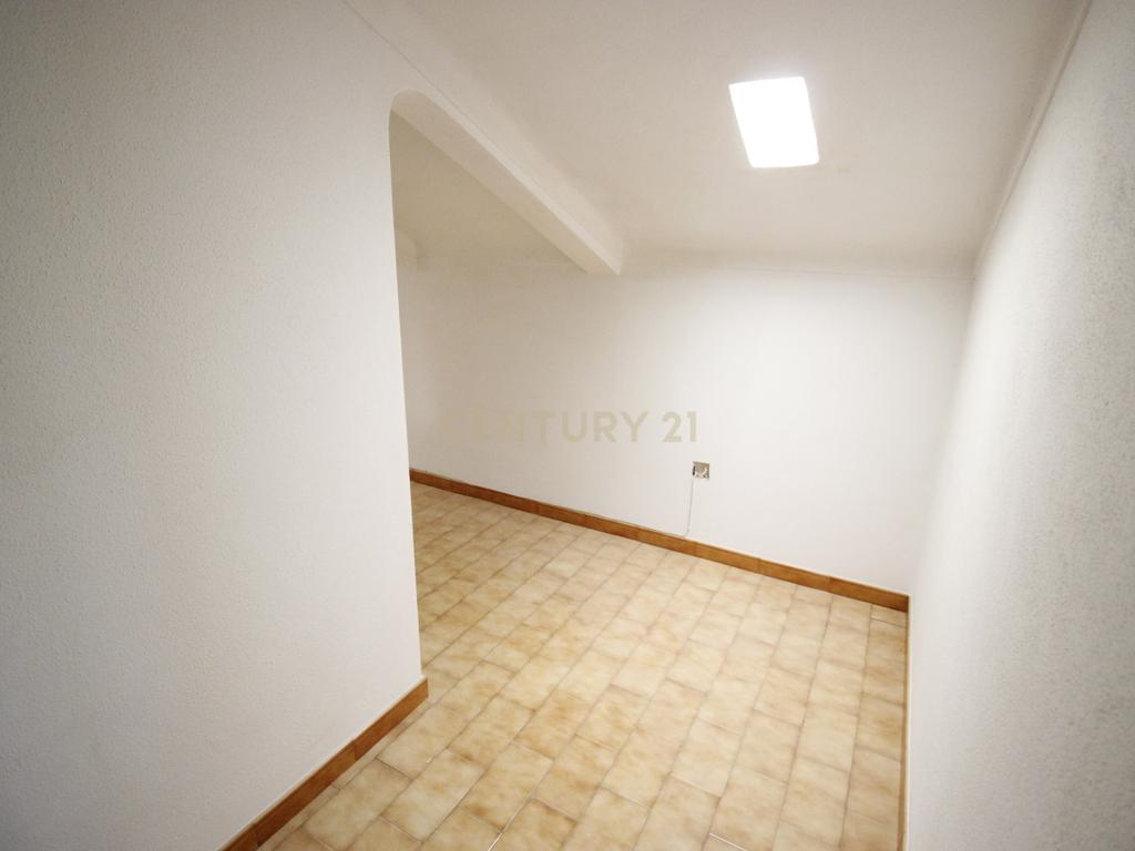 Casa Renovada com 3 Quartos e Garagem em Vendas Novas para arrendamento - Image 25